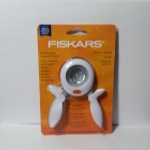 Fiskars Medium Easy Squeeze Punch Round n Round
